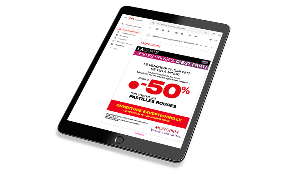 Tablette avec newsletter.